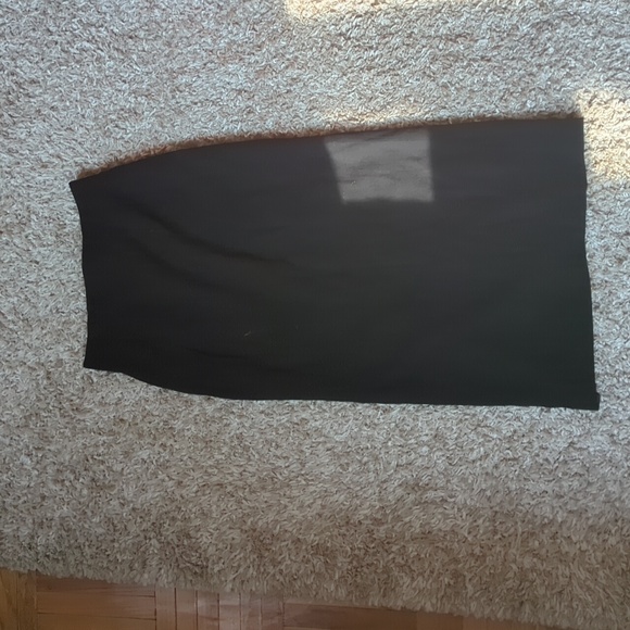 Vintage black 100% wool pencil skirt - Picture 2 of 6